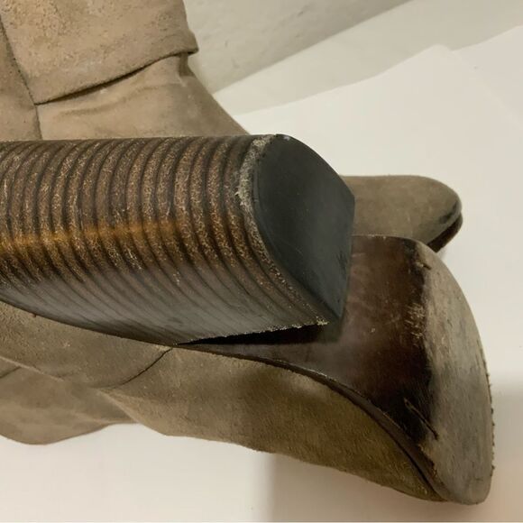 Rag & Bone Classic Distressed Newbury Booties Tan Suede 38 - Picture 9 of 14